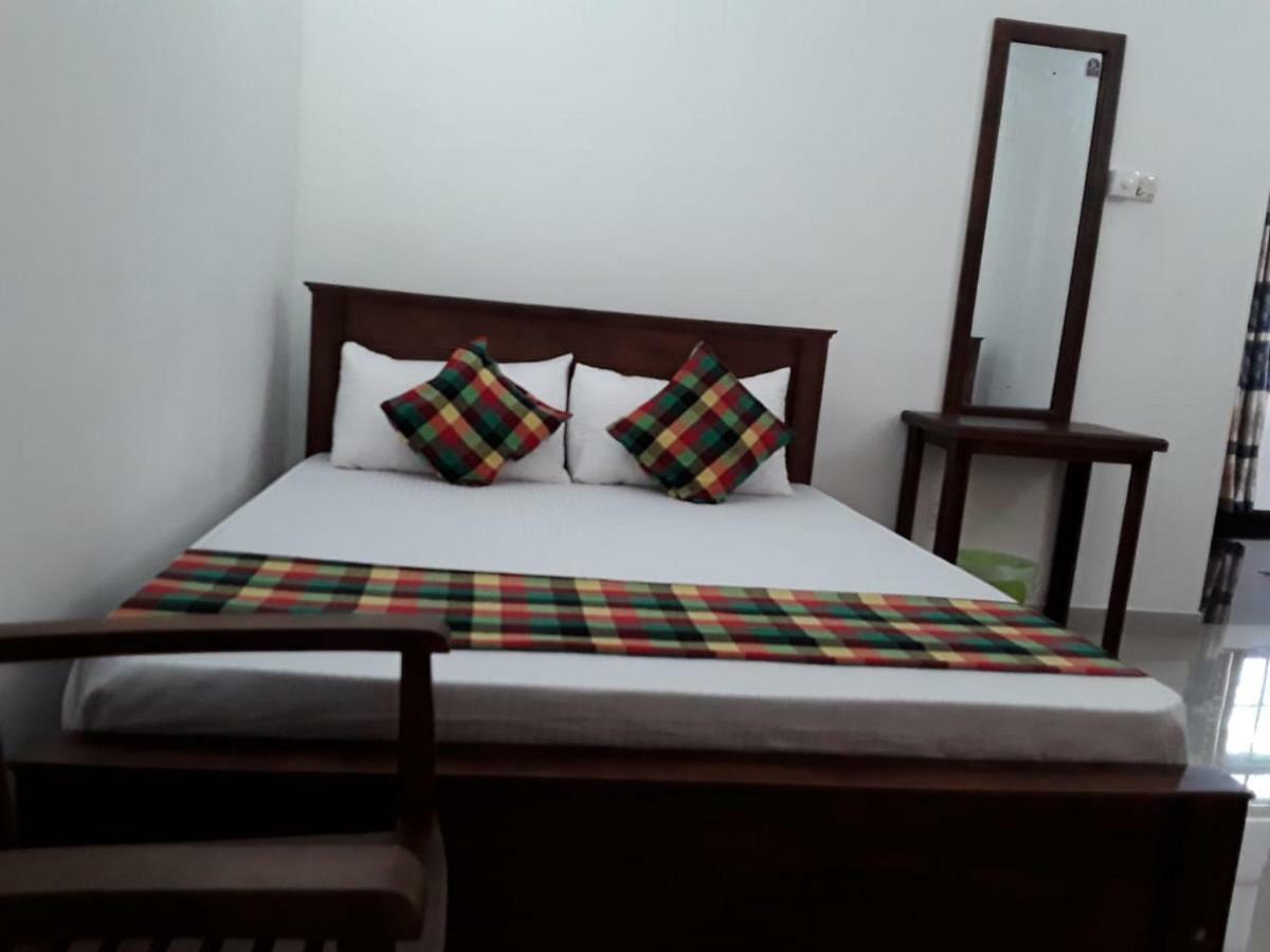 Bed and Breakfast La Sachara Kandy Exterior foto
