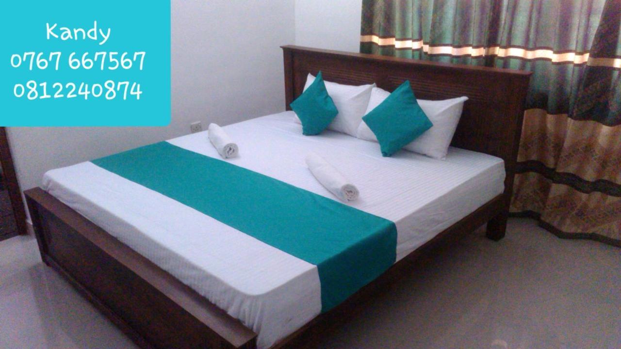 Bed and Breakfast La Sachara Kandy Exterior foto